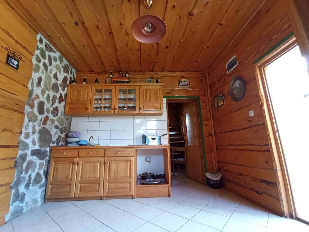 Apartament Ivona - Kuca Za Odmor Perusic - Stara Lika Zewnętrze zdjęcie