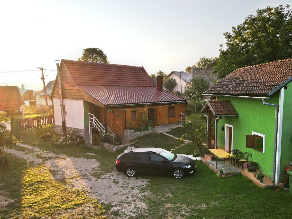 Apartament Ivona - Kuca Za Odmor Perusic - Stara Lika Zewnętrze zdjęcie