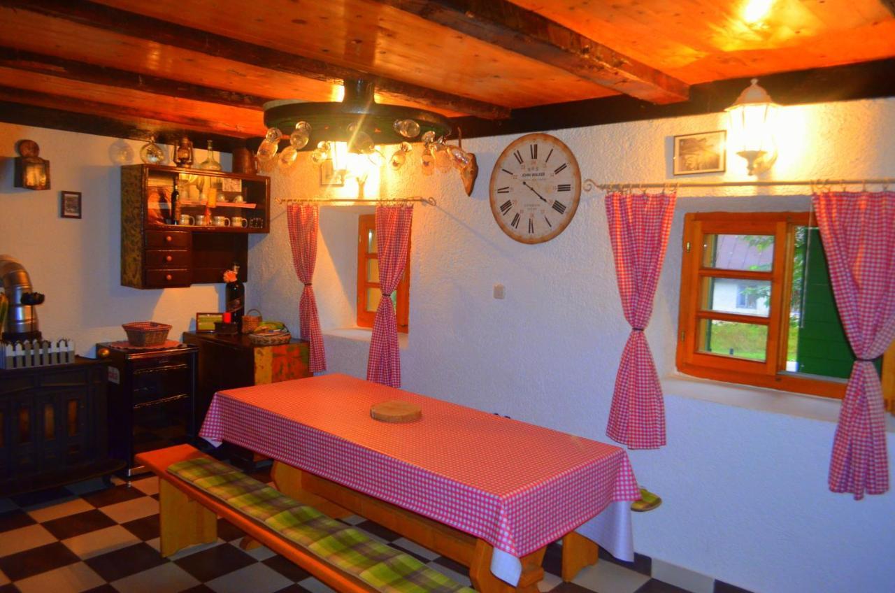 Apartament Ivona - Kuca Za Odmor Perusic - Stara Lika Zewnętrze zdjęcie